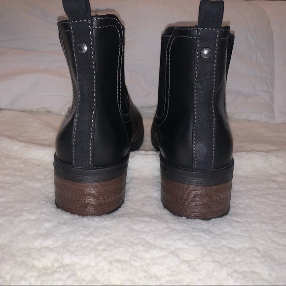Jasmine chelsea boot from Eastland - Picture 3 of 3